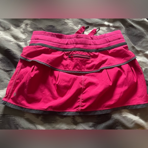 Lululemon Skort - Picture 2 of 4